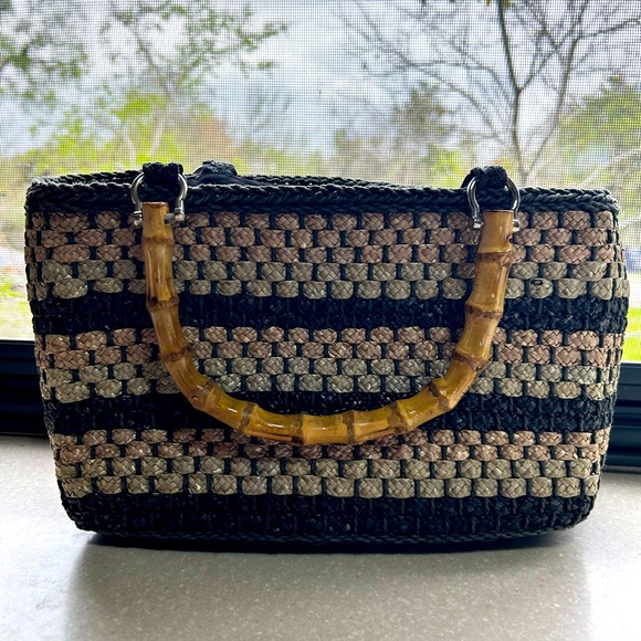 Jessica McClintock Handbags - Jessica McClintock Summer Purse.